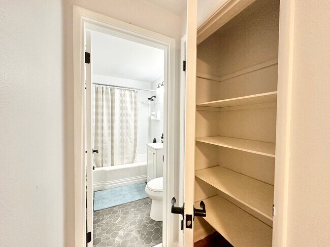 Photo - Hamrick & Halmark