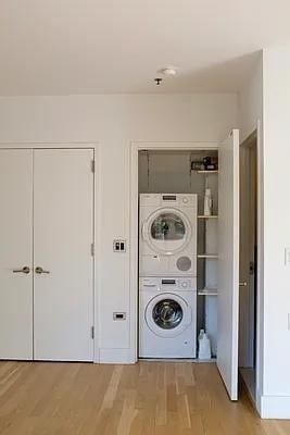 Photo - 154 Attorney St Unidad 2b