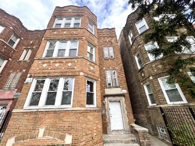 Photo - 7545 S May St Apartment Unit 2