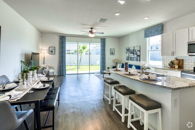 Interior Photo - Oak Haven Rental