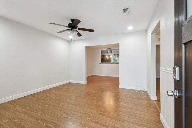 Photo - Downtown Tampa bungalow