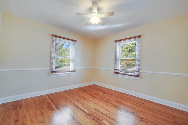 Photo - 3000 Meade Ave