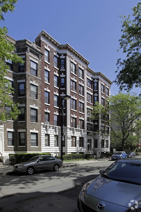 Building Photo - 86 Saint Stephen St Rental