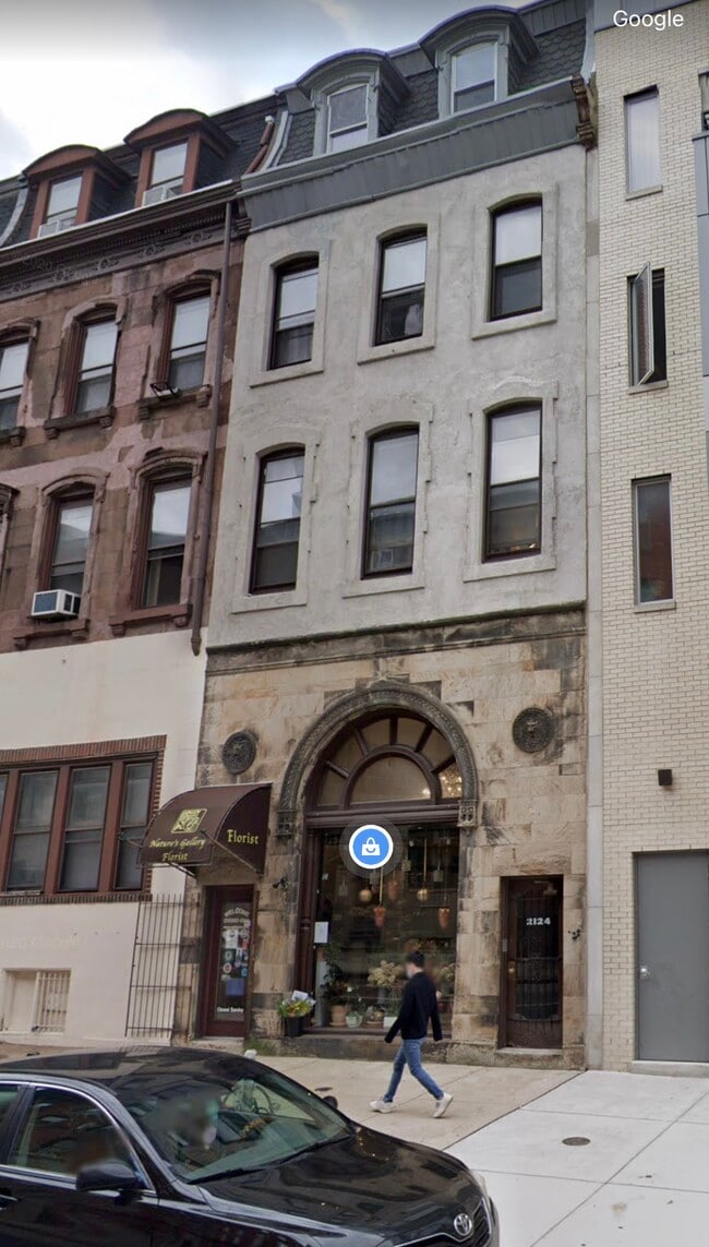 Building Photo - 2124 Walnut St Unit 3R