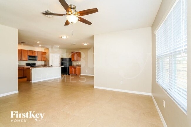 Photo - 1402 NW Juanita Pl