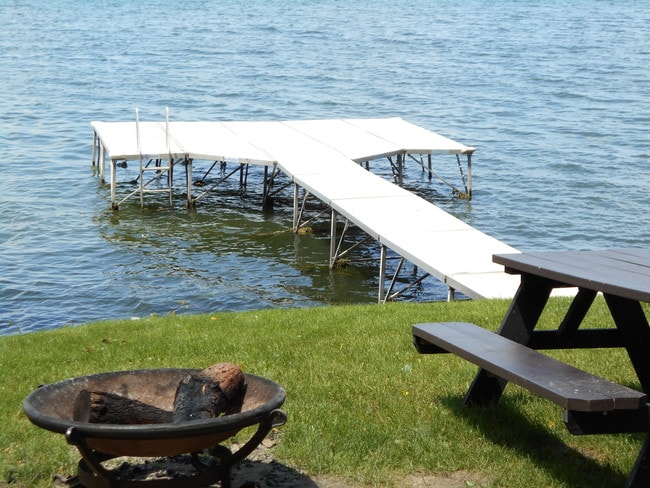 Photo - Mendota Lakeshore Apartments