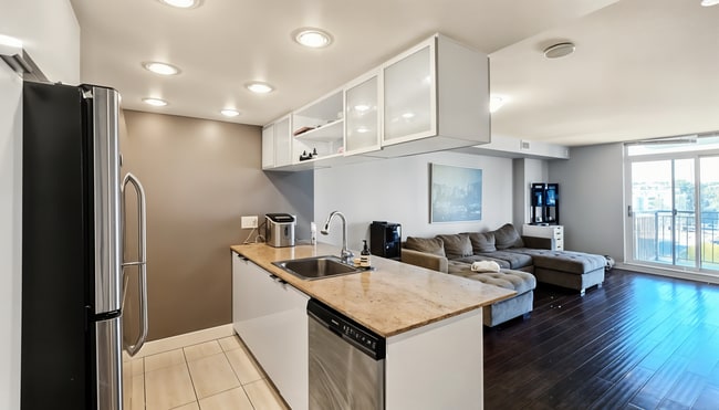 Photo - 1110-1111 11 St SW Unit 705