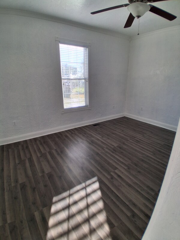 Photo - 518 E Mitchell St