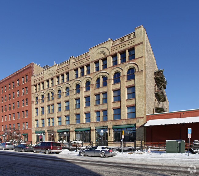 Primary Photo - The Itasca