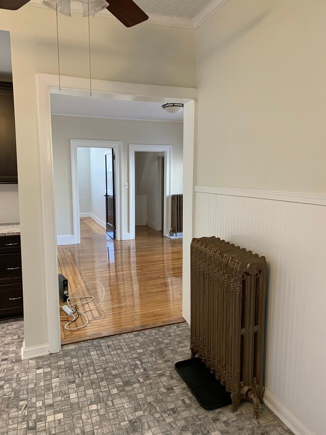 16 Walker Ave Unit 1