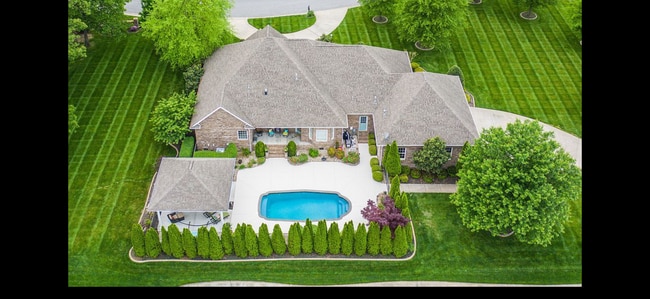 Photo - 1834 Deerhaven Ln
