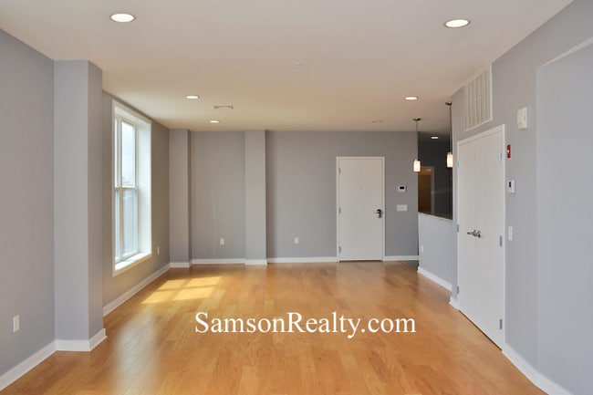 Photo - 44 Hospital St Unidad 6A