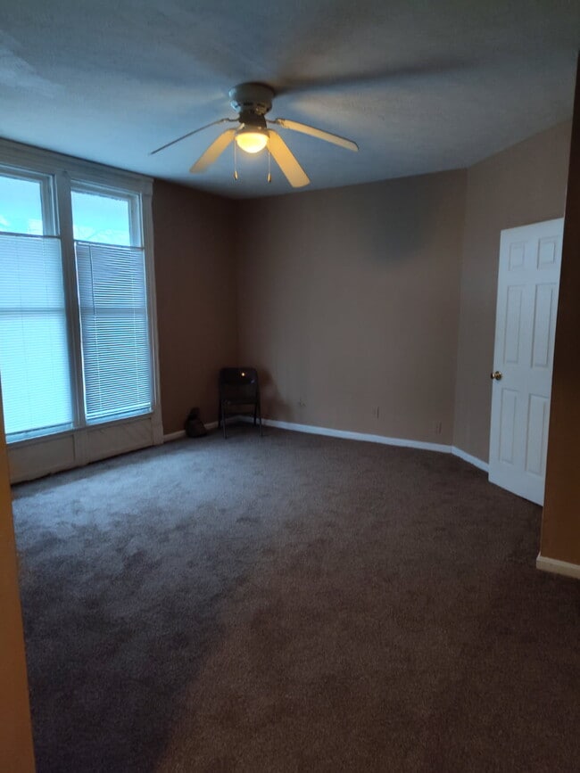 Photo - 1369 Catalpa St