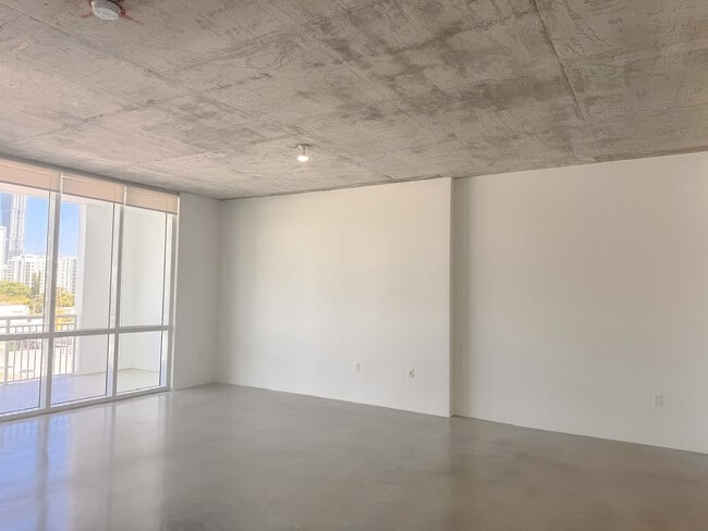 Photo - Cynergi Lofts at Wynwood