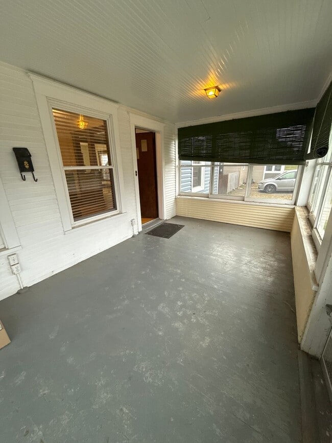 Building Photo - NSP-139/141 6th St NW Unit 141