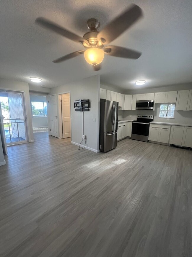 Photo - Excellent 1 Bedroom Mililani Mauka Townhouse, AC, 2 Parking