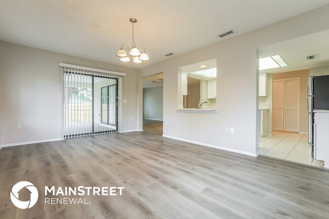 Photo - 360 Gulf Breeze Blvd