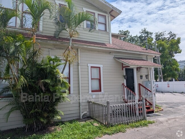 Building Photo - 103 S Westland Ave Unit Apt 4