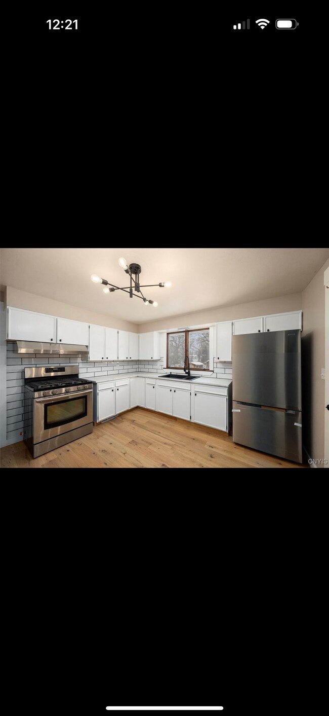 Photo - 301 Viking Pl