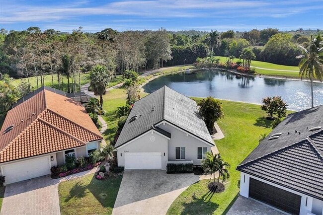 Building Photo - 21464 Bridgeview Dr Rental