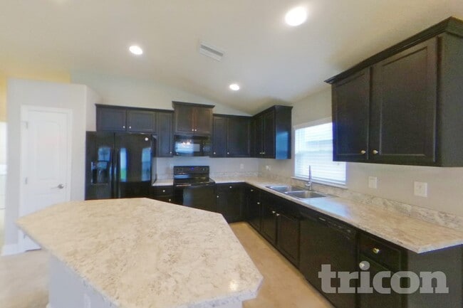 10853 Kirkwall Port Dr