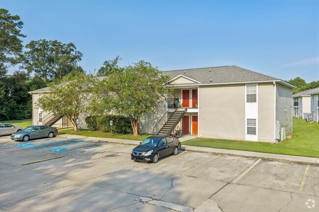 Spring Tree Apartments