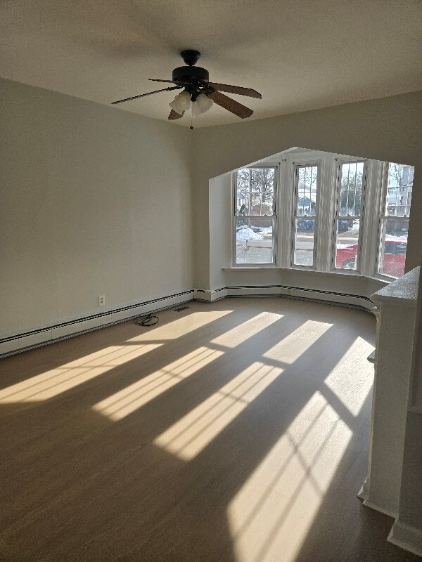 Photo - 75 Broadway Unidad Downstairs