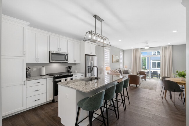 Photo - 100 Great Loop E Dr