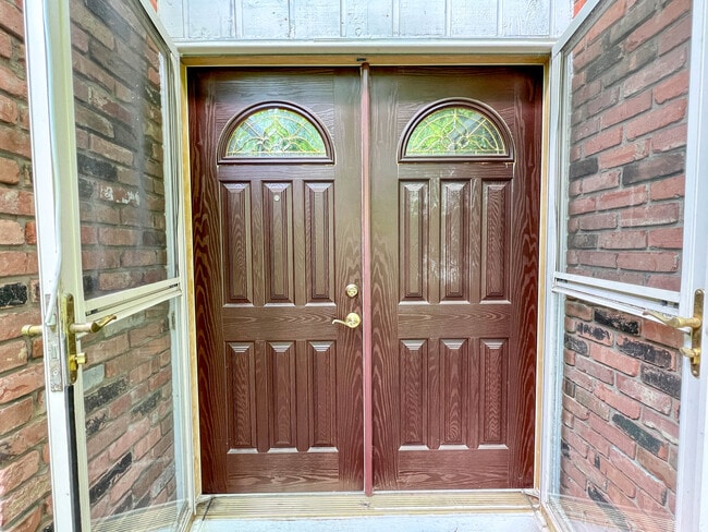 Photo - 25946 Tallwood Dr