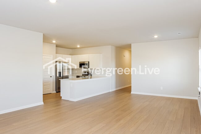 Photo - 17727 Denham Cir