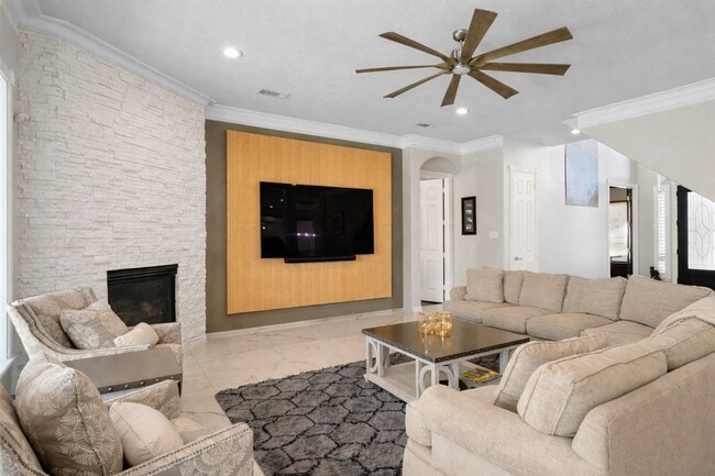 Photo - 25307 Piney Bend Ct