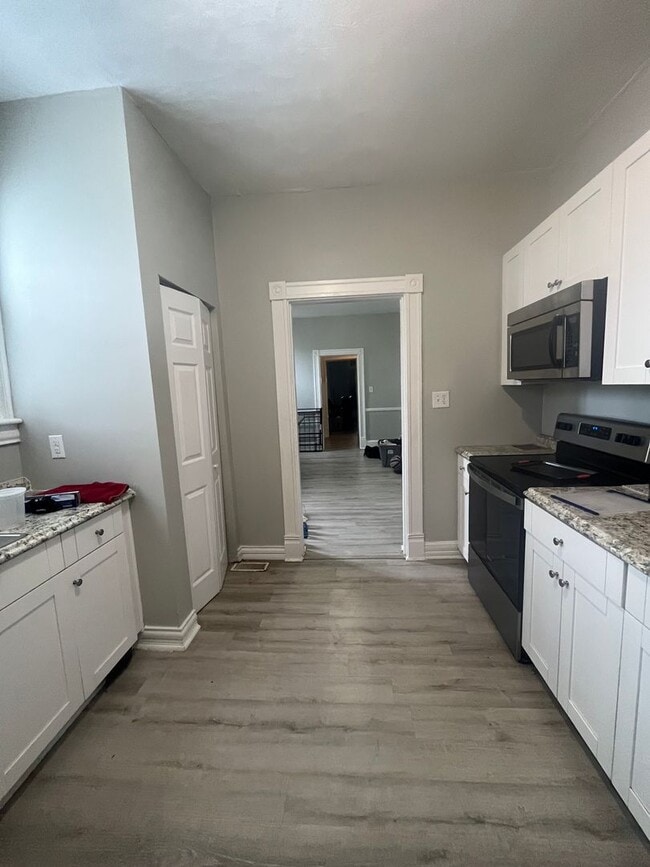 Photo - 246 Hatton St Unit 246 Hatton A