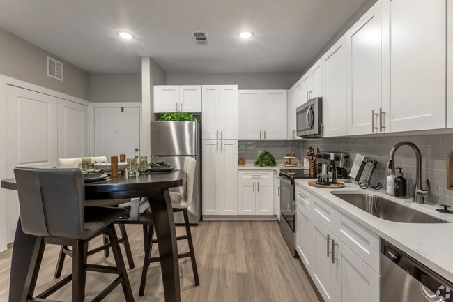 Building Photo - Up to 2 Months Free – Move In Today! Unit AAE Rental