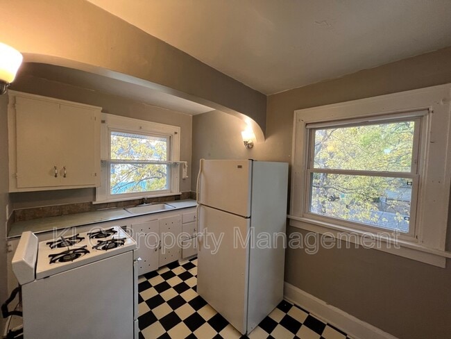 Photo - 1109 42nd St Unit 2