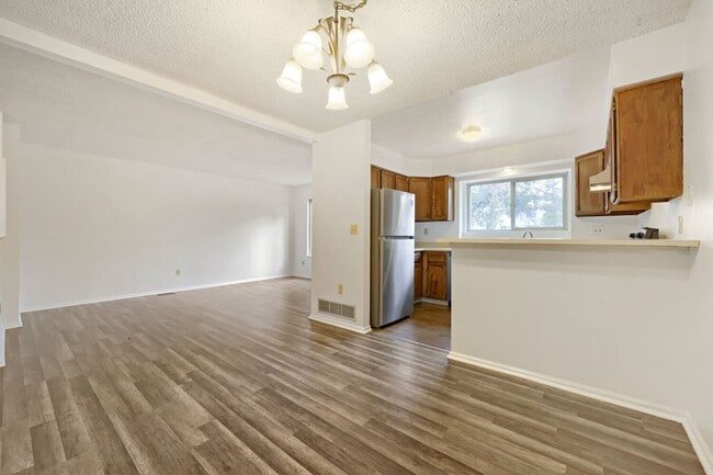 Photo - 10210 Quivas St