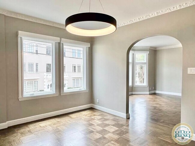 Photo - 2800 Jackson St