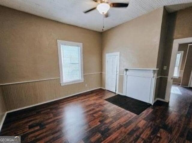 Photo - 307 Madison St