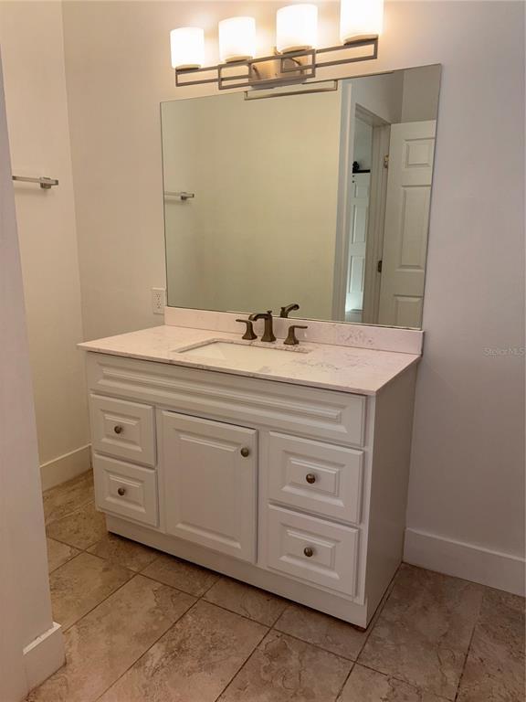 Photo - 1690 Dale Ave