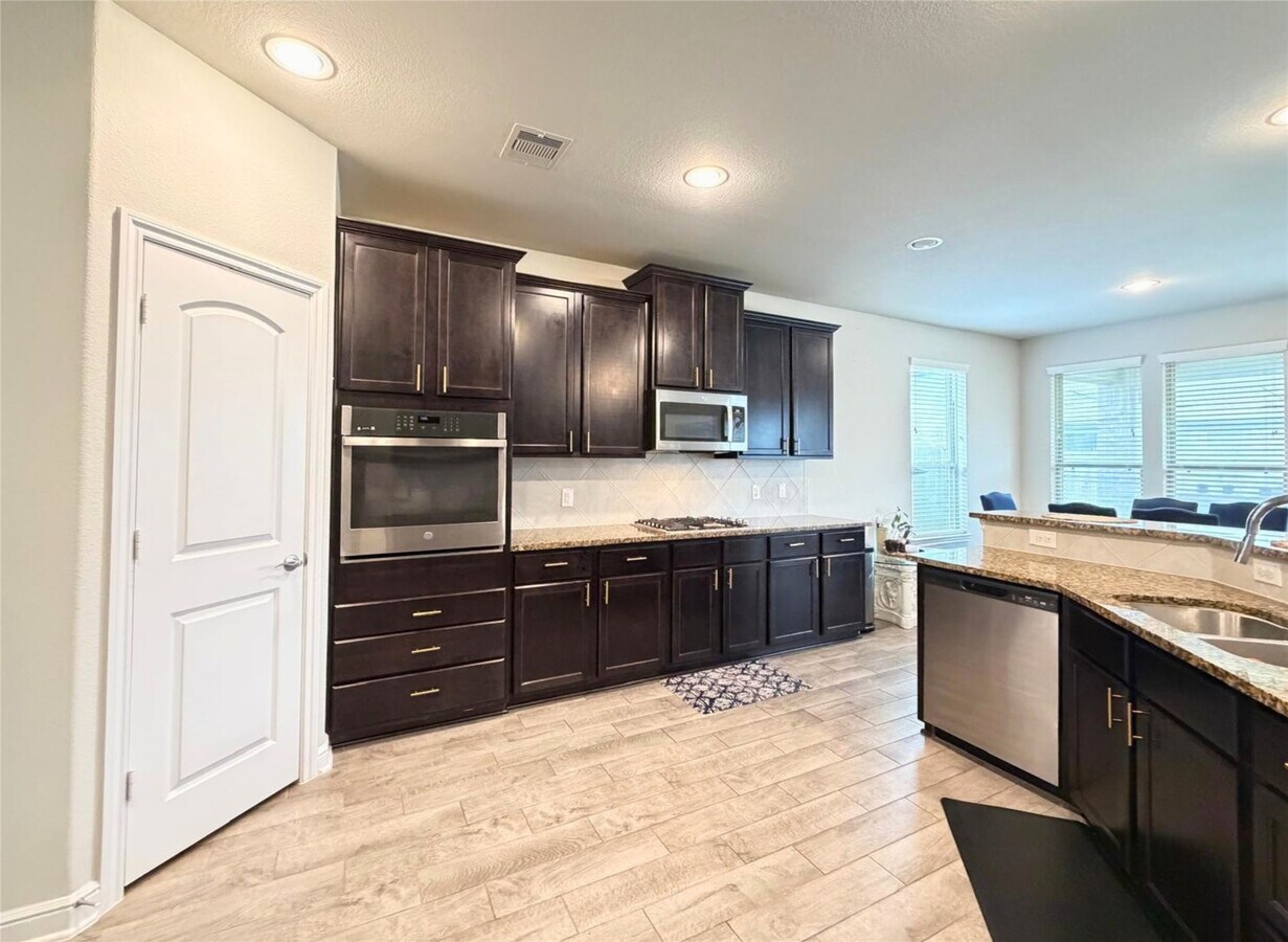 Photo - 244 Upland Dr