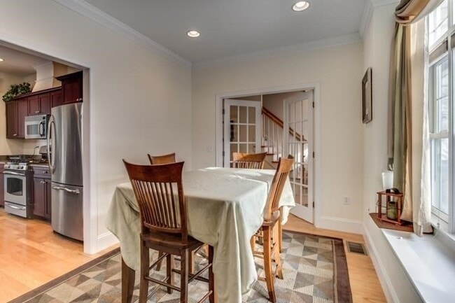 Photo - 142 Bigelow St