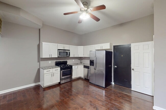 Building Photo - 1703 St Paul St Unit 3F Rental