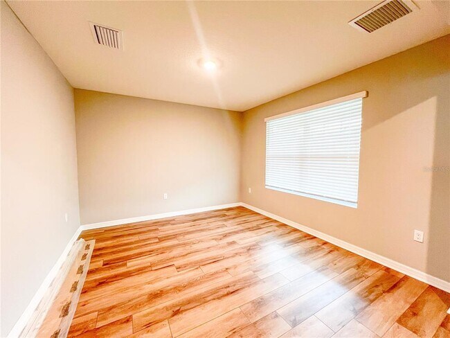 Photo - 19069 NW 165th Ln