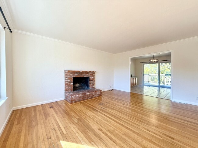 Photo - Newly Refreshed 4-Bed/3-Bath House WITH BONUS ROOM