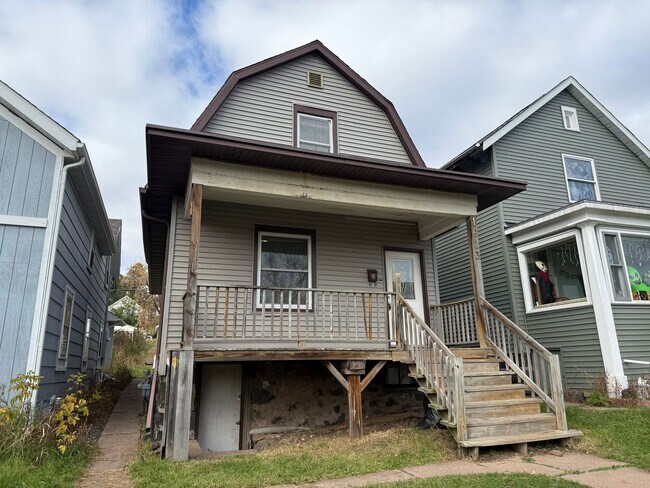 Photo - Duluth, MN - 4 bed - 1 Batg