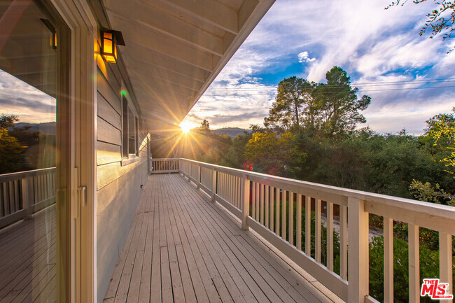 Building Photo - 21175 Colina Dr Rental