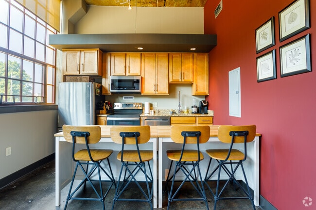 1 BR, 1 BA - Urban A, 580 SF
