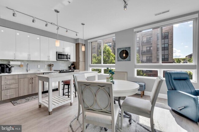 Photo - 145 Riverhaven Dr Unidad 313