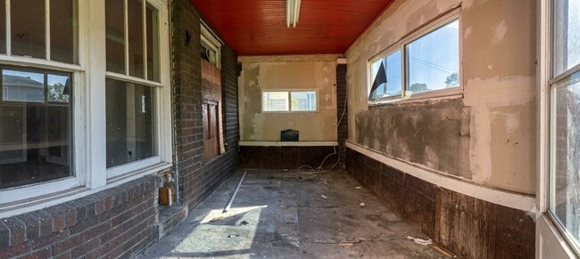 Photo - 541 N 27th St