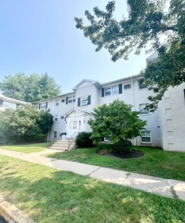 Photo - 101 W 2nd St Apartamento Unidad C306