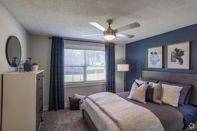 2BR, 1.5BA - 950SF - Secondary Bedroom
